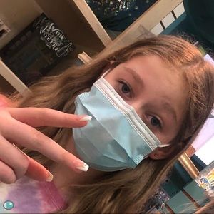 Meet your Posher, Addison